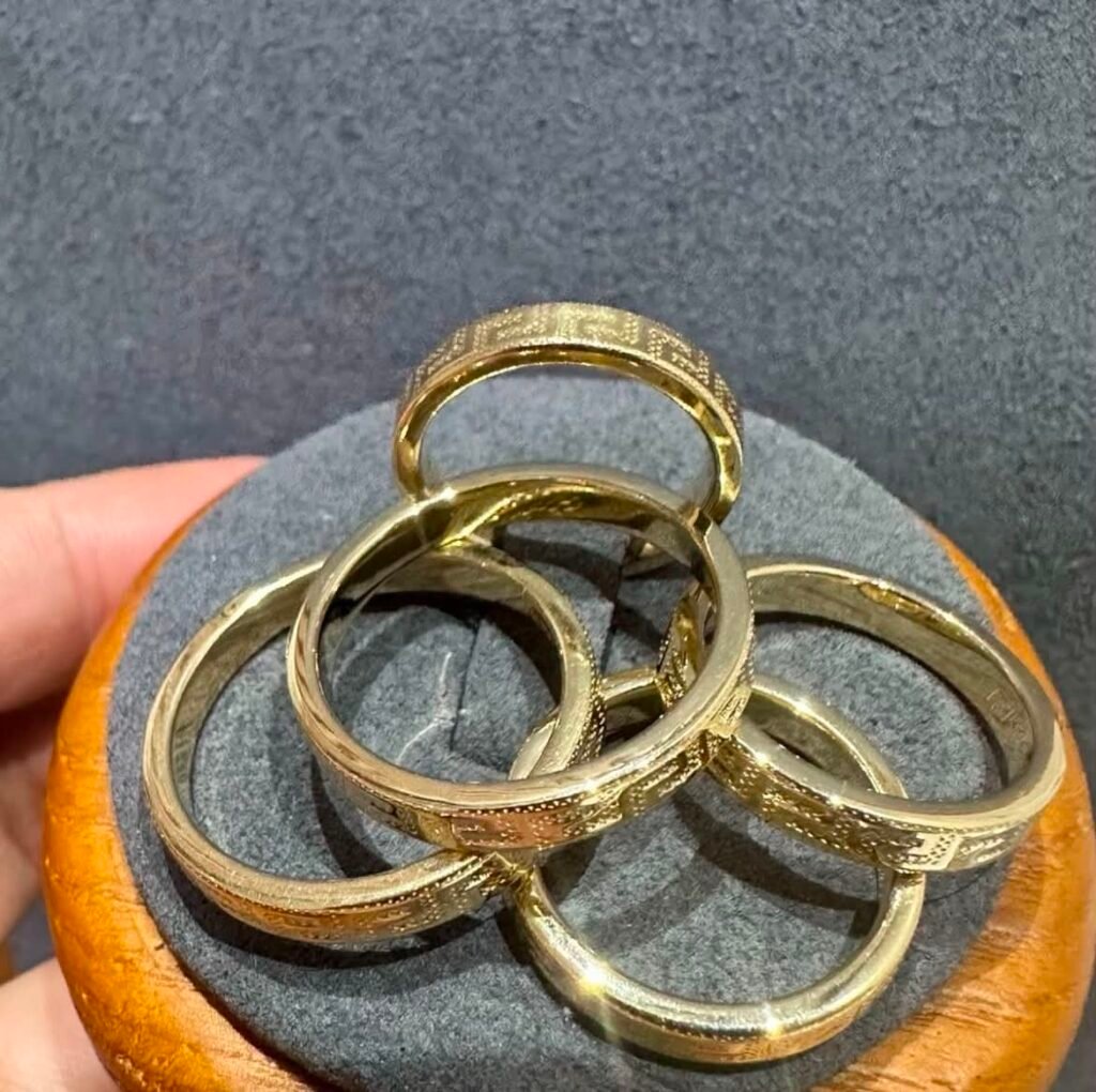 TJ Pawnable 18K FND Ring for Women / Men per individual or for couples